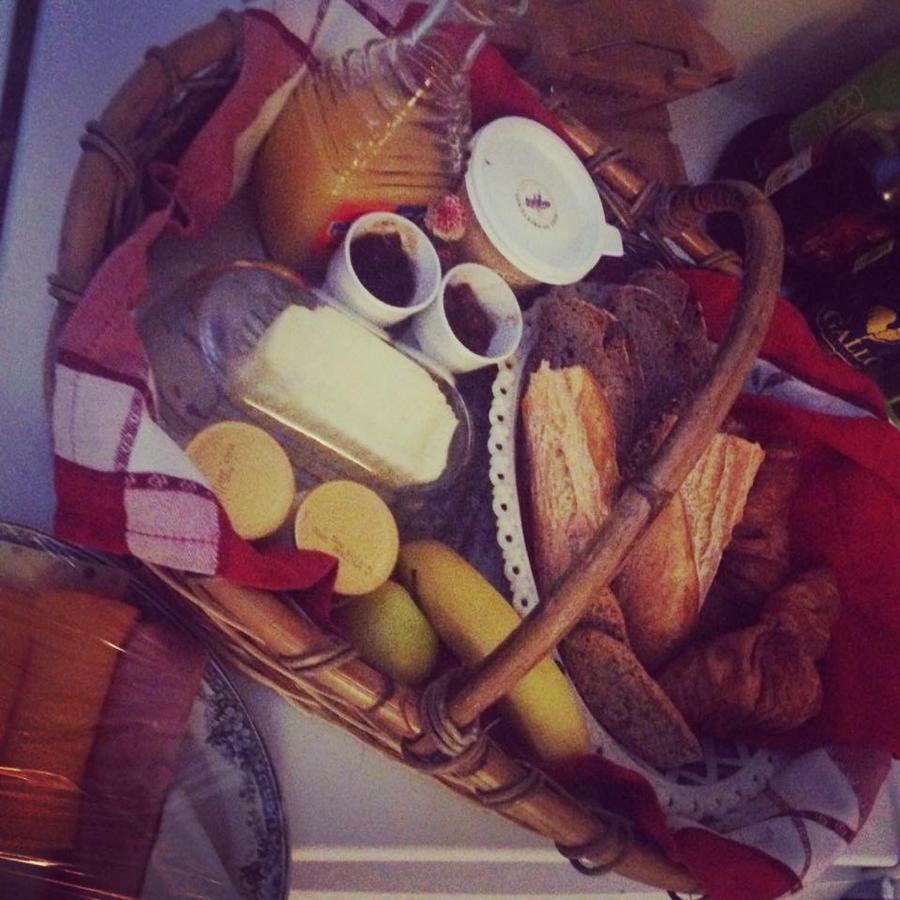 Le Grenier De Louisette Bed and Breakfast Libourne Buitenkant foto